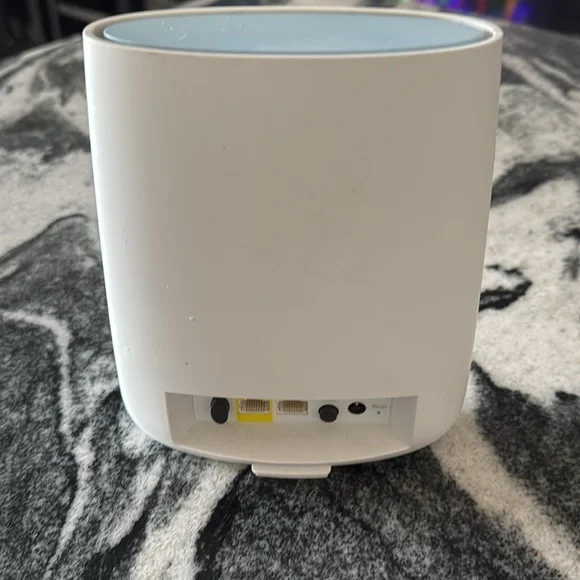 Orbi Router RBR20 - Picture 2 of 5